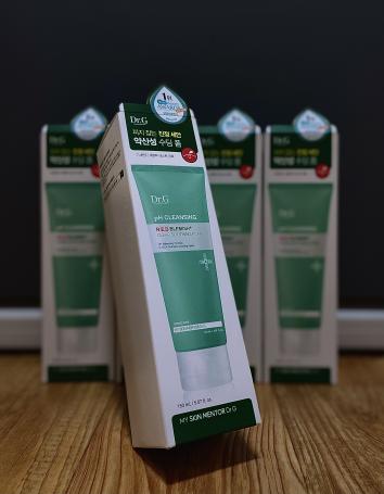 약산성 레드 블레미쉬 클리어 수딩 폼 150ml